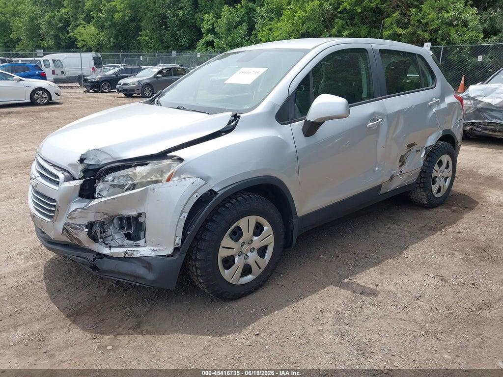KL7CJKSB1FB083369 2015 CHEVROLET TRAX photo no. 2