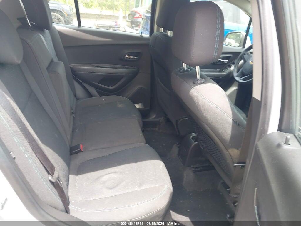 KL7CJKSB1FB083369 2015 CHEVROLET TRAX photo no. 8