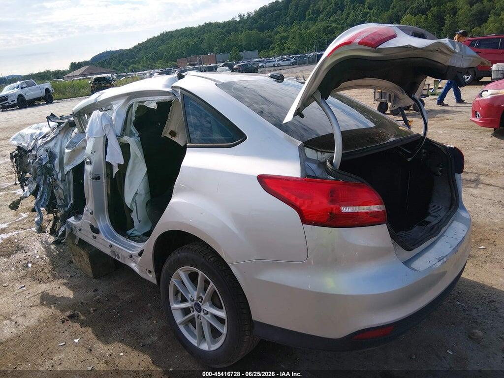 1FADP3F24FL217409 2015 FORD FOCUS photo no. 3