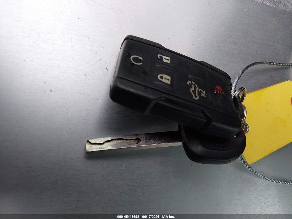 1GCRYBEF1KZ379291 2019 CHEVROLET SILVERADO 1500 photo no. 11
