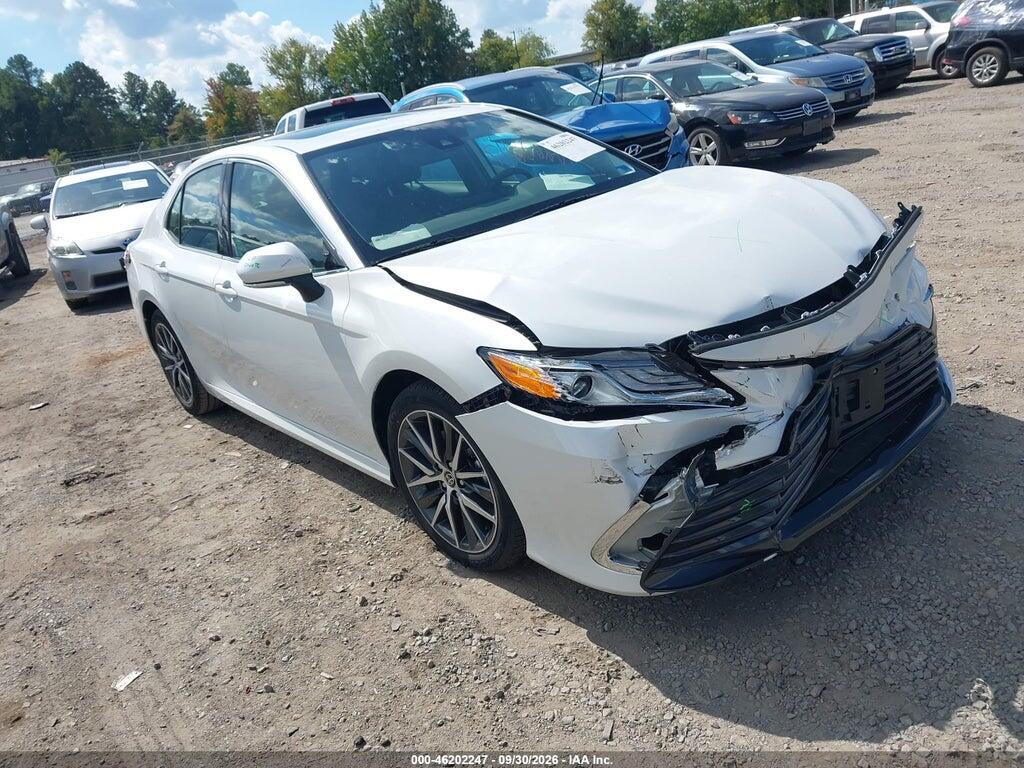2023 TOYOTA CAMRY XLE HYBRID