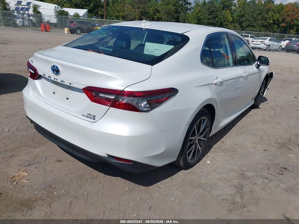 2023 TOYOTA CAMRY XLE HYBRID — Фото 4 из 16