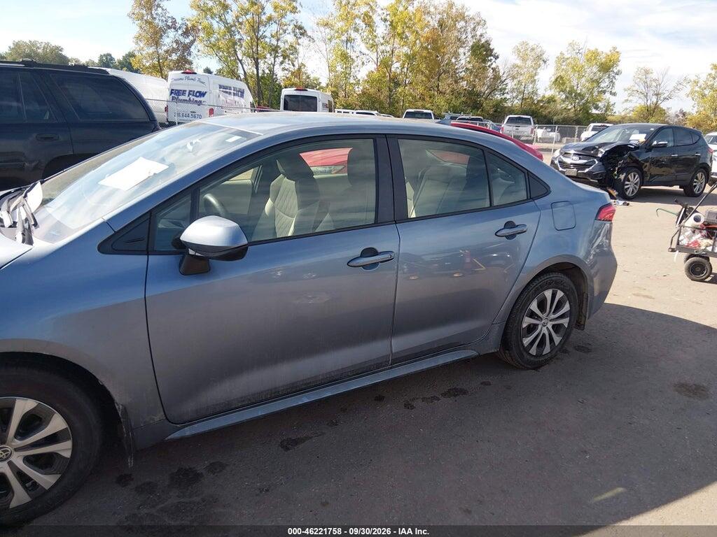 2022 TOYOTA COROLLA HYBRID LE — Фото 14 из 16
