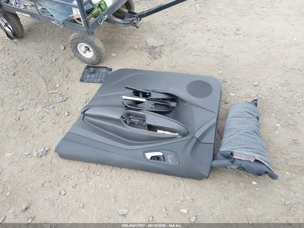 1FMCU0GD5HUC73784 2017 FORD ESCAPE photo no. 12