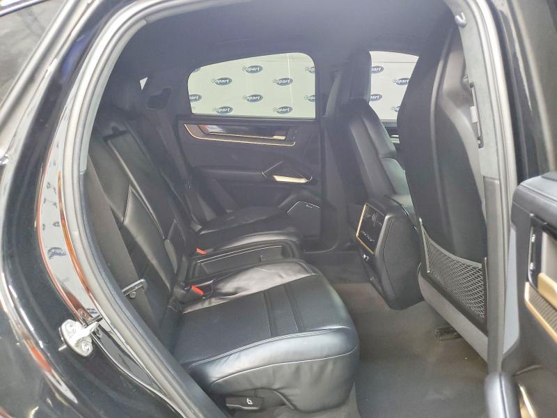 WP1BK2AY2RDA72499 2024 PORSCHE CAYENNE photo no. 11
