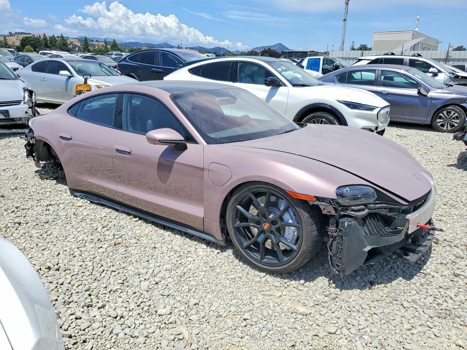 WP0AD2Y19RSA47498 2024 PORSCHE TAYCAN photo no. 4