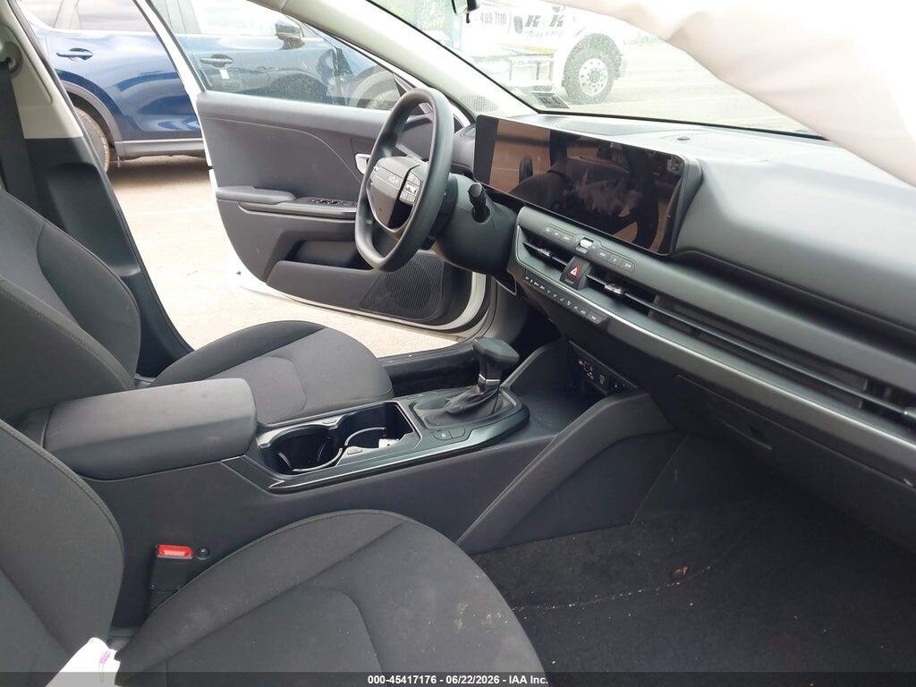 3KPFT4DE8TE299697 2026 KIA K4 photo no. 5