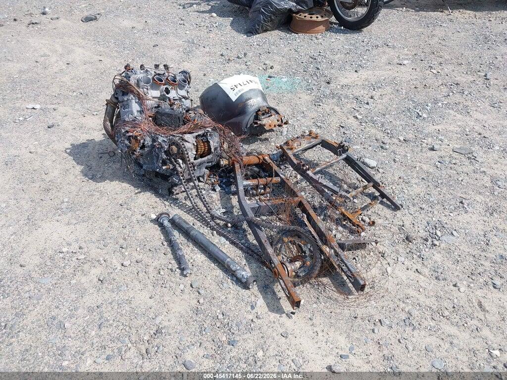 JS1EJ11B5P7101443 2023 SUZUKI GSX1300 photo no. 3