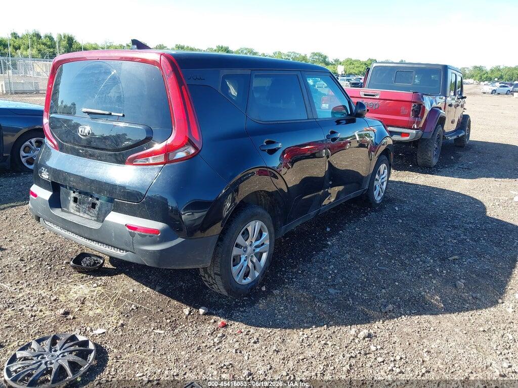 KNDJ23AU0M7148339 2021 KIA SOUL photo no. 4