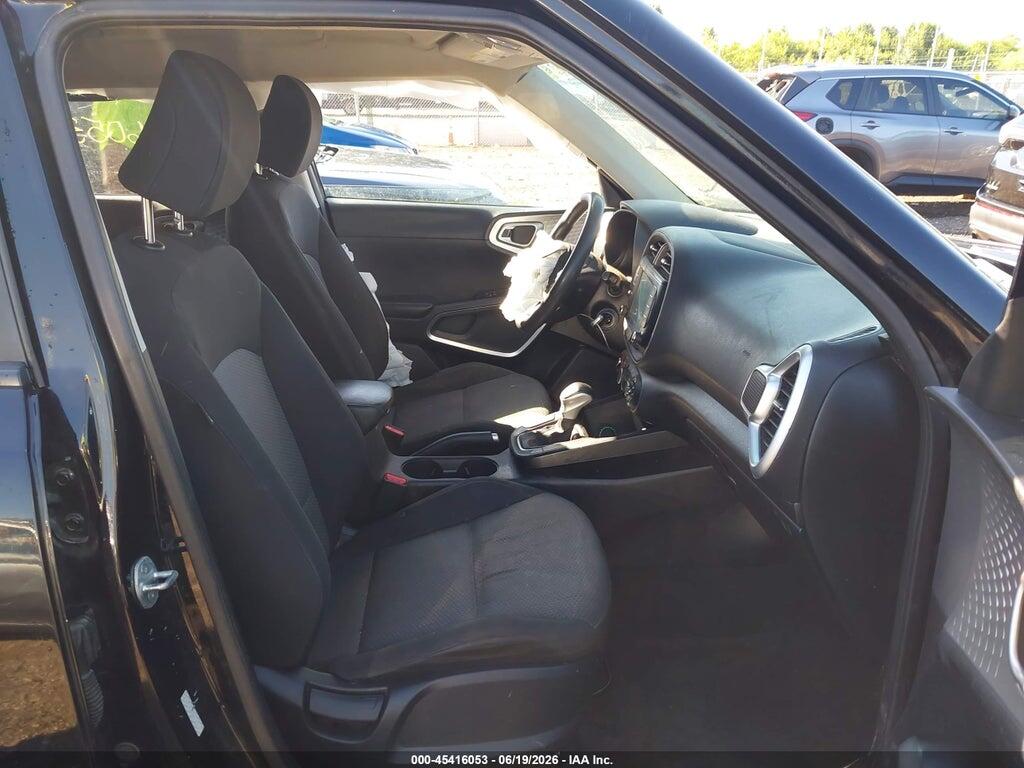 KNDJ23AU0M7148339 2021 KIA SOUL photo no. 5