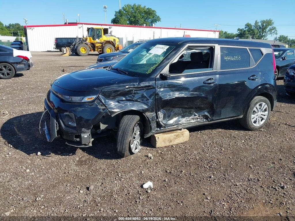 KNDJ23AU0M7148339 2021 KIA SOUL photo no. 6