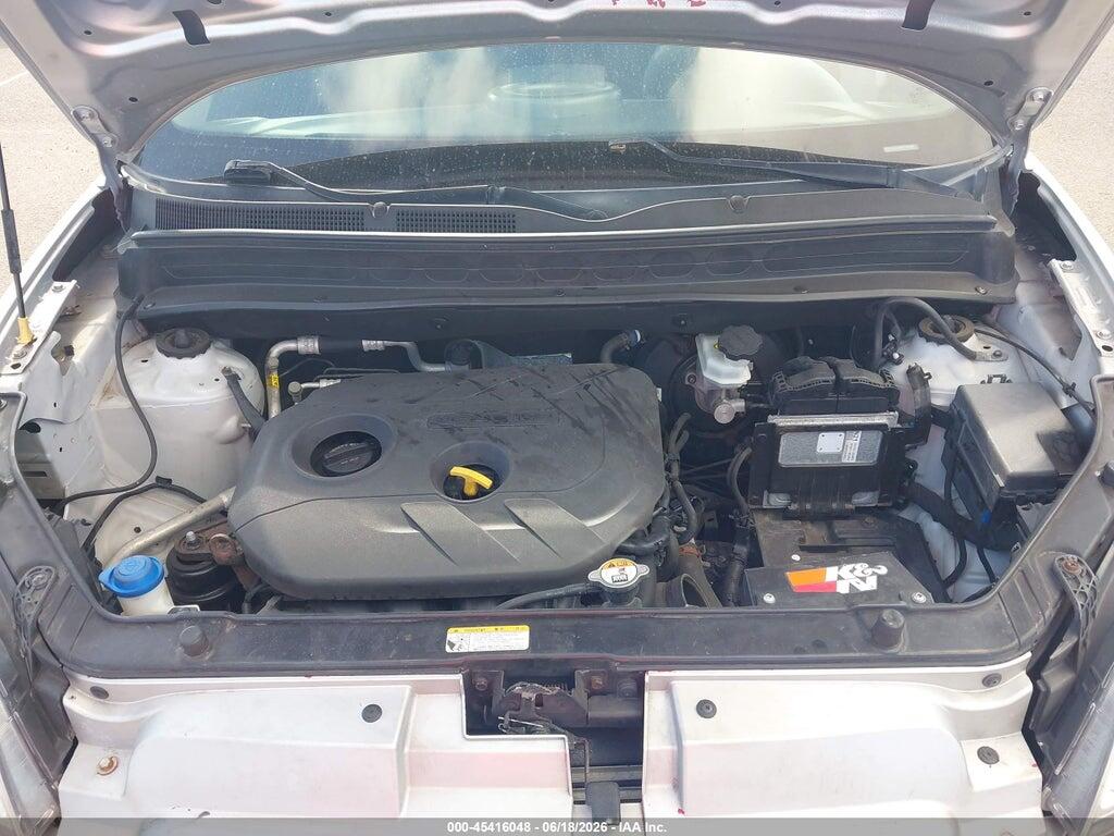KNDJT2A63C7405582 2012 KIA SOUL photo no. 10