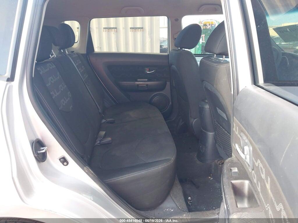 KNDJT2A63C7405582 2012 KIA SOUL photo no. 8