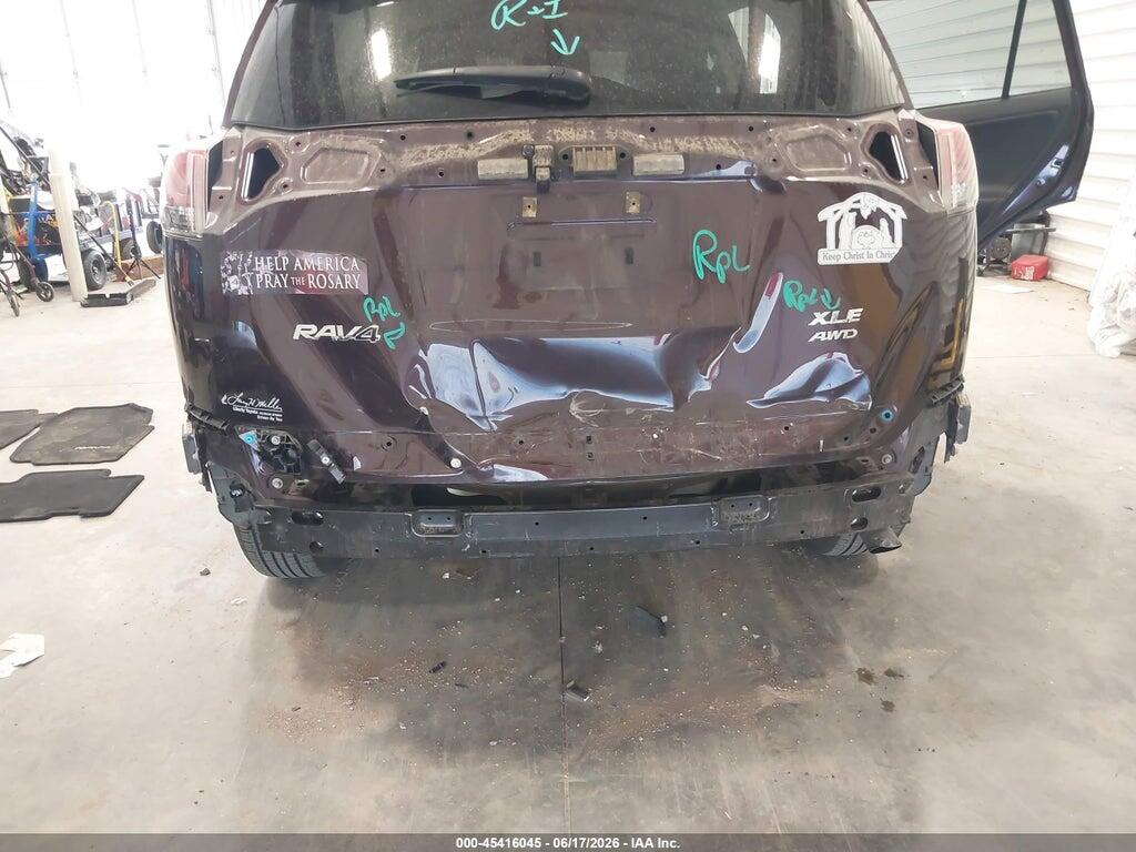 2T3RFREV6JW760090 2018 TOYOTA RAV4 photo no. 6