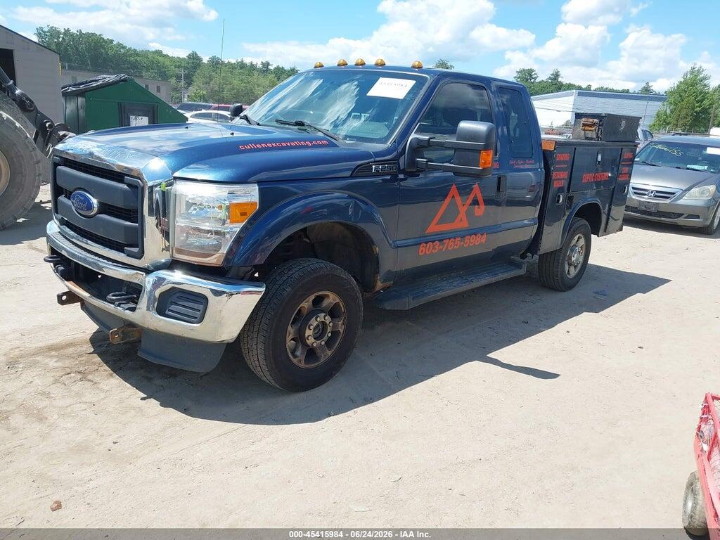 1FT7X2B61GED19699 2016 FORD F-250 photo no. 2