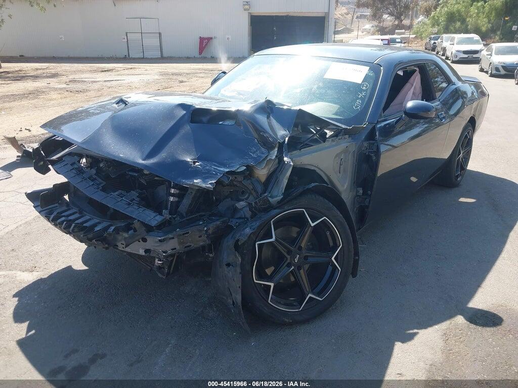 2C3CDZAG1JH245876 2018 DODGE CHALLENGER photo no. 2