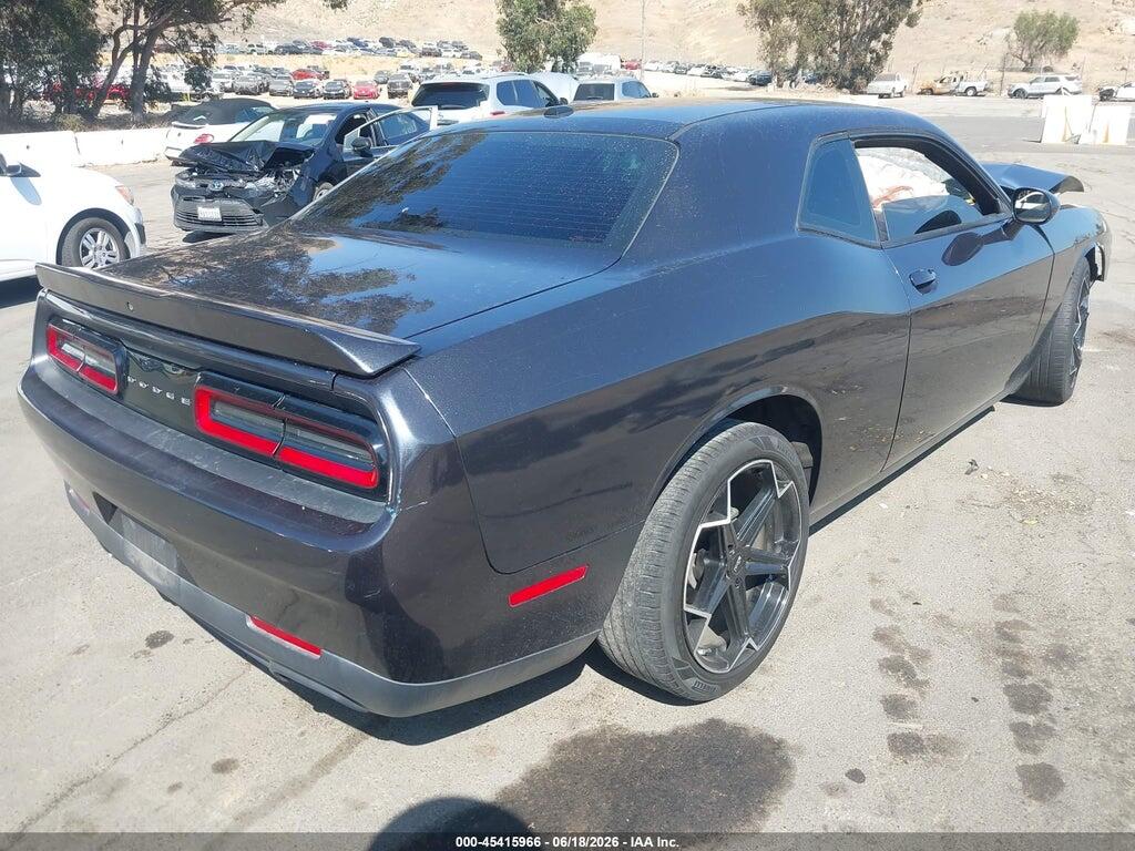 2C3CDZAG1JH245876 2018 DODGE CHALLENGER photo no. 4