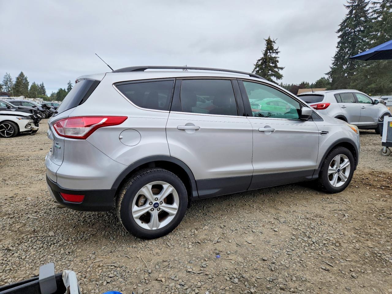 2014 FORD ESCAPE SE — Фото 3 из 13