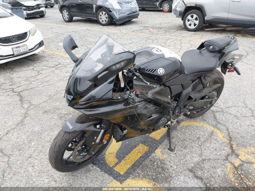 JYARM60YXTA000506 2025 YAMA YZFR7SB photo no. 2