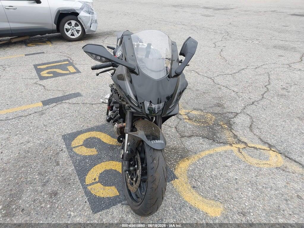 JYARM60YXTA000506 2025 YAMA YZFR7SB photo no. 5