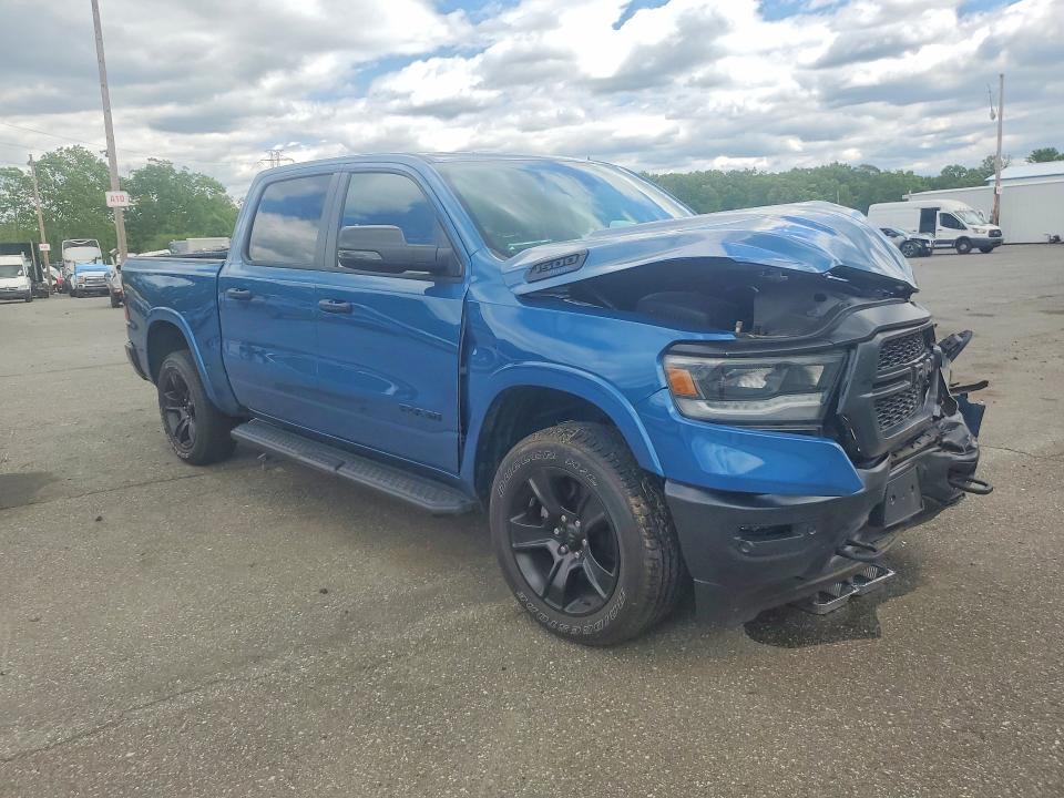 2024 RAM 1500 BIG HORN — Фото 4 из 12
