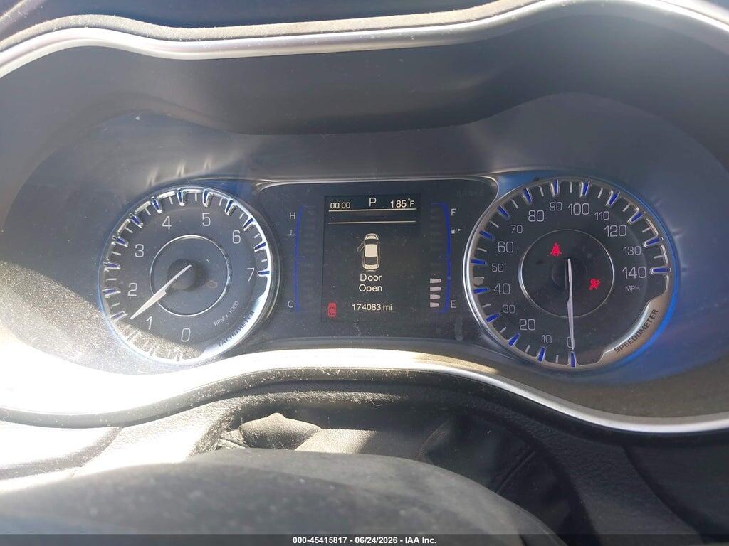 1C3CCCAB5FN587740 2015 CHRYSLER 200 photo no. 7