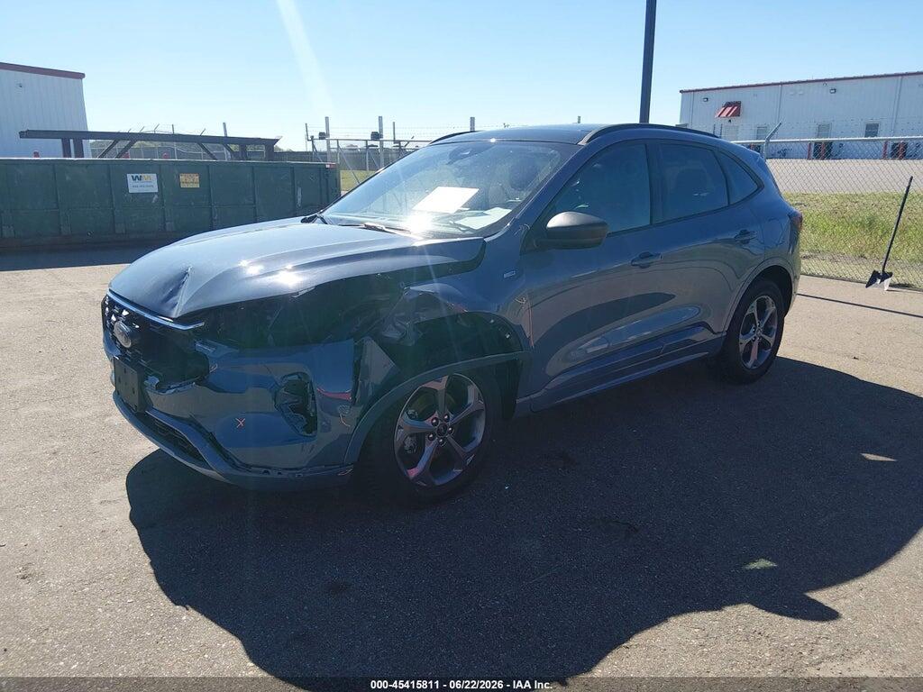 1FMCU9MN5PUB29877 2023 FORD ESCAPE photo no. 2
