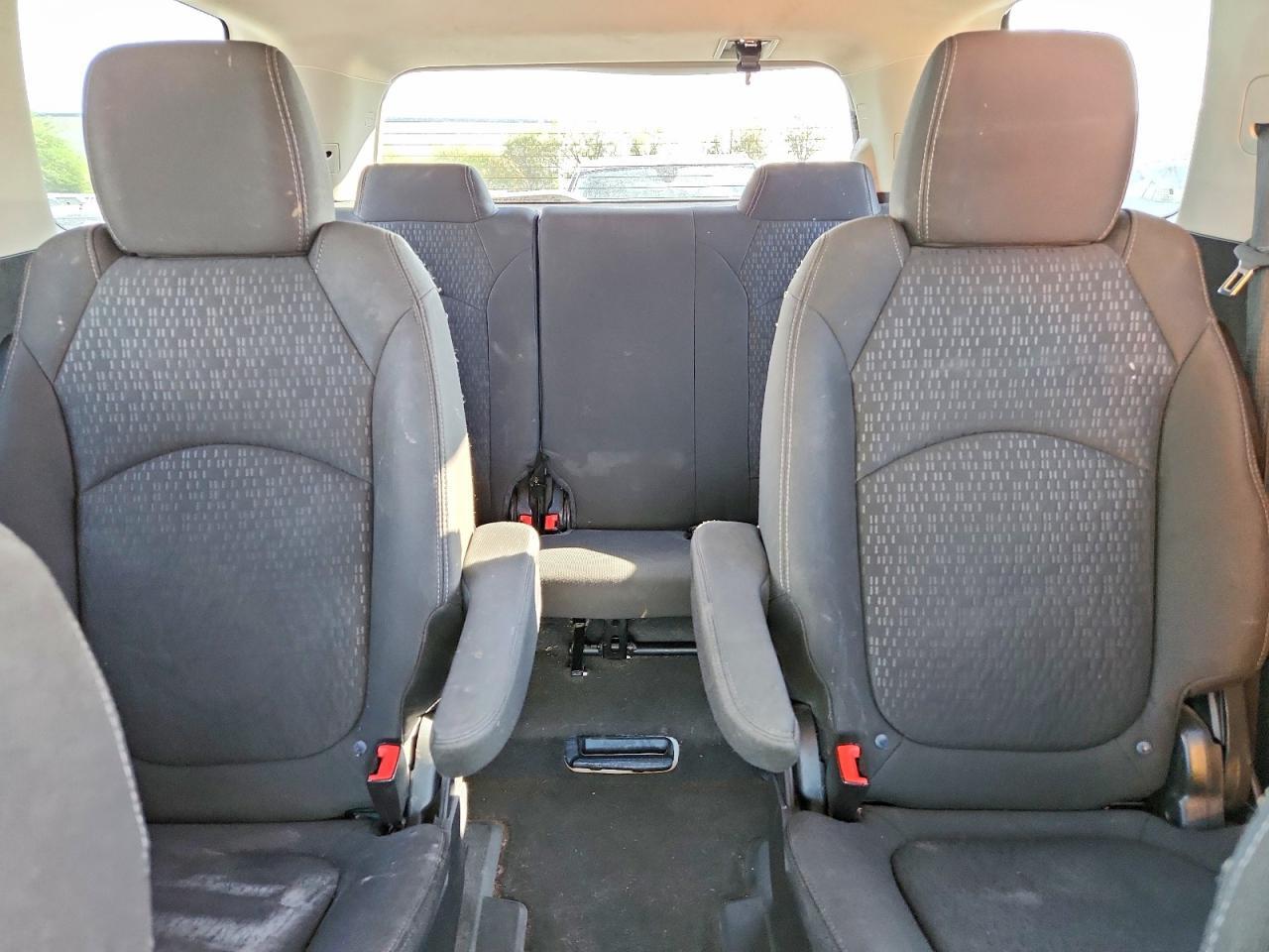 2016 GMC ACADIA SLE — Фото 10 из 13