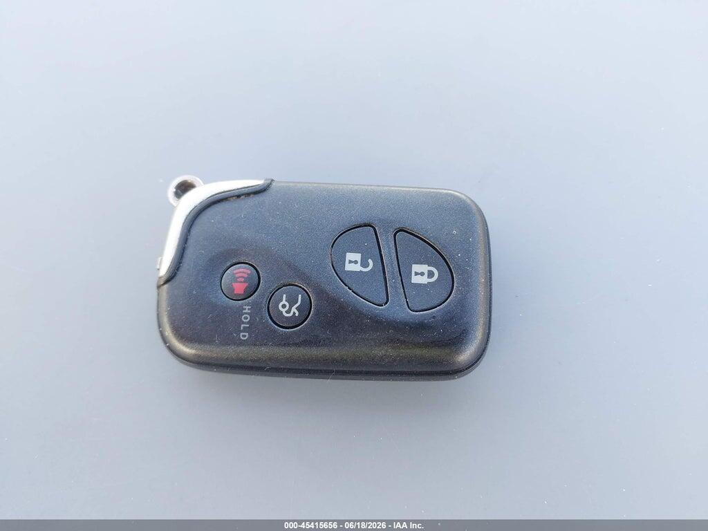 JTHFE2C24A2502325 2010 LEXUS IS 350C photo no. 11