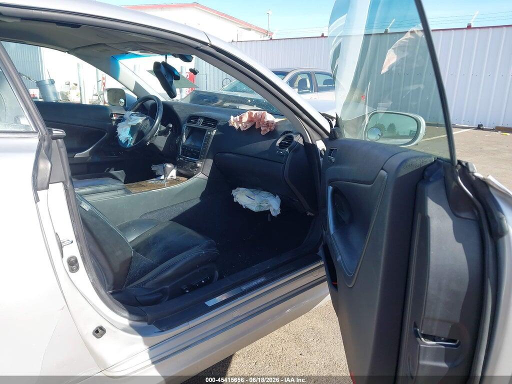 JTHFE2C24A2502325 2010 LEXUS IS 350C photo no. 5