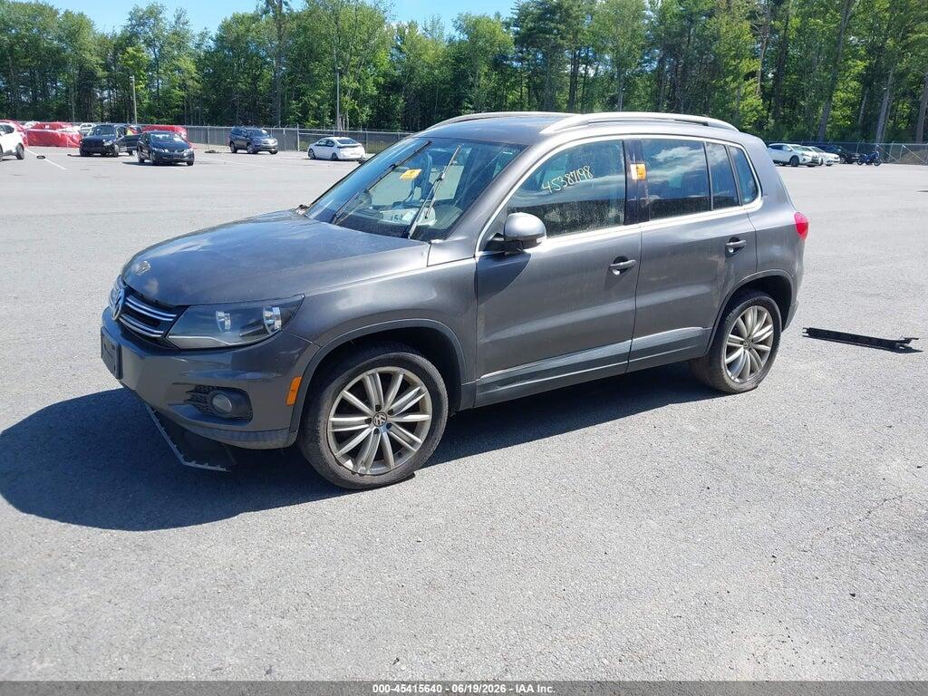 WVGAV7AX3CW091157 2012 VOLKSWAGEN TIGUAN photo no. 2