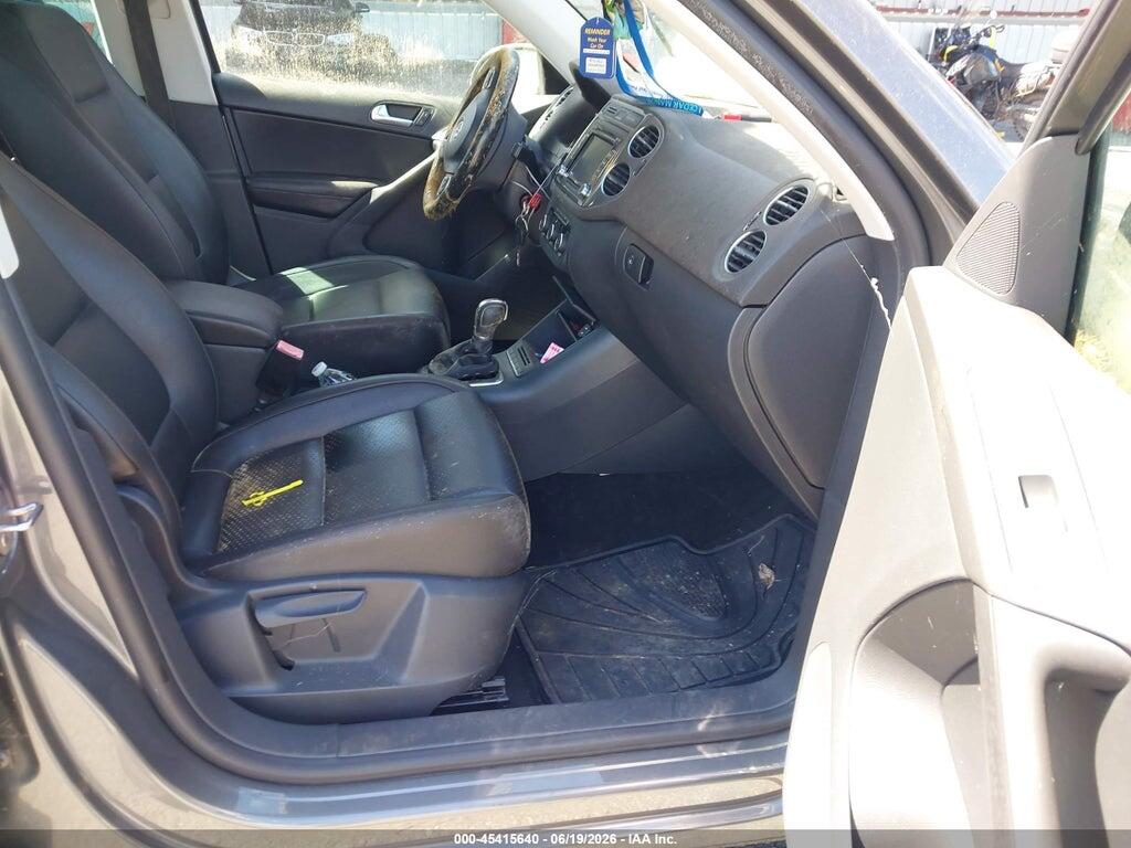 WVGAV7AX3CW091157 2012 VOLKSWAGEN TIGUAN photo no. 5