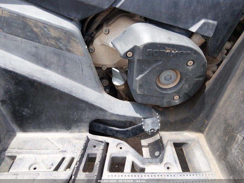 3JBLPAT45NJ001277 2022 CAN-AM OUTLANDER MAX photo no. 9