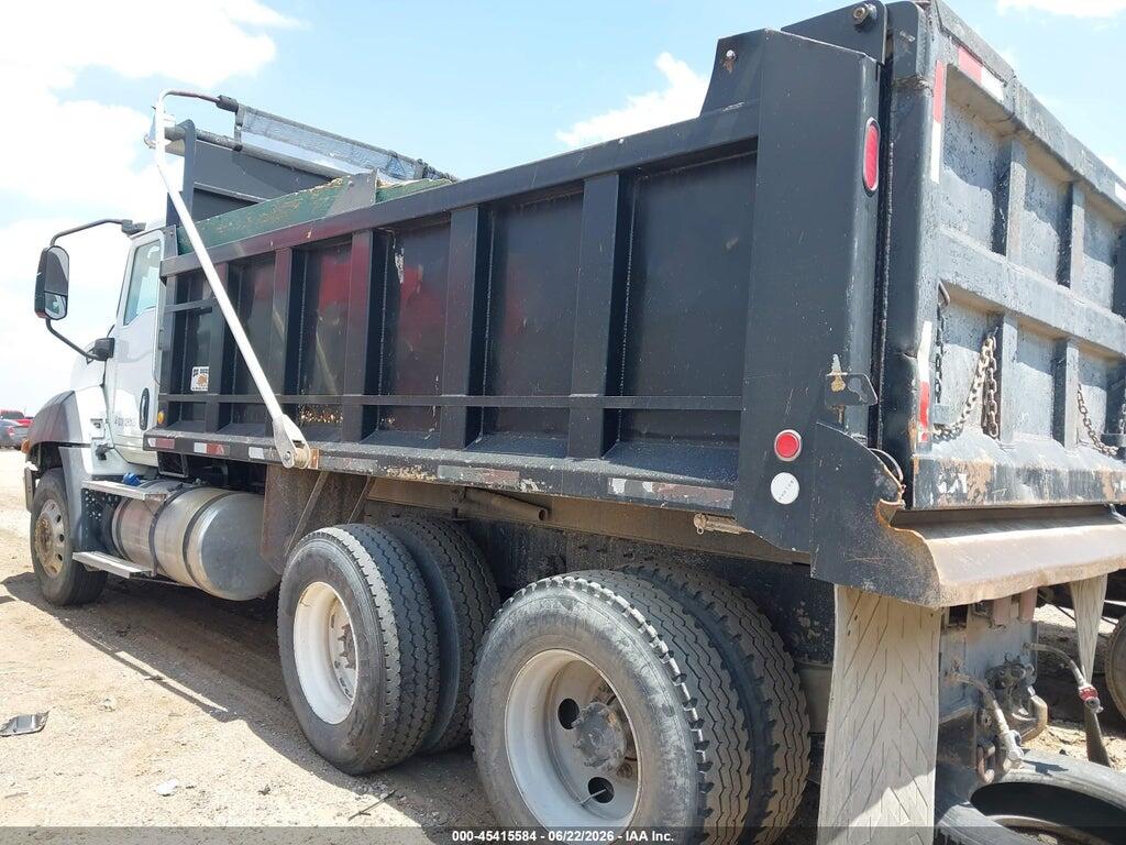 3HTJGTKR8GN261538 2016 CATERPILLAR CT660 photo no. 3