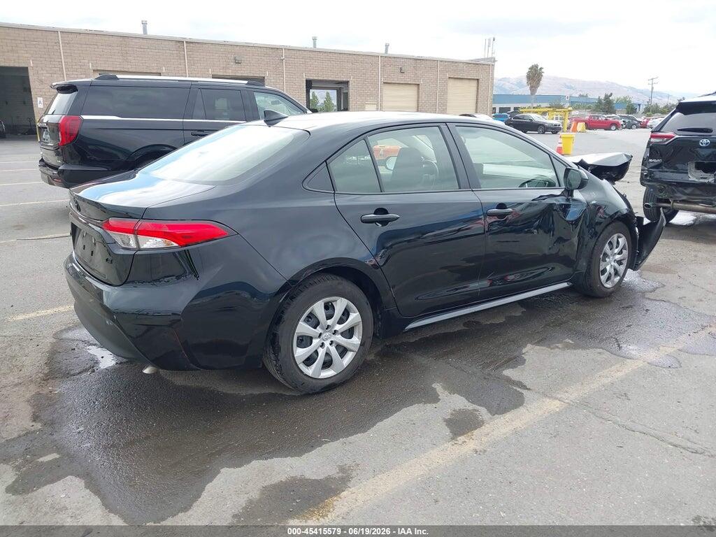 JTDB4MEE3T3033702 2026 TOYOTA COROLLA photo no. 4