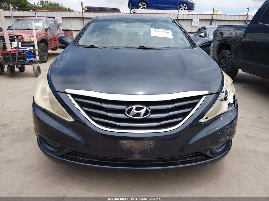 5NPEB4AC0BH071897 2011 HYUNDAI SONATA photo no. 12