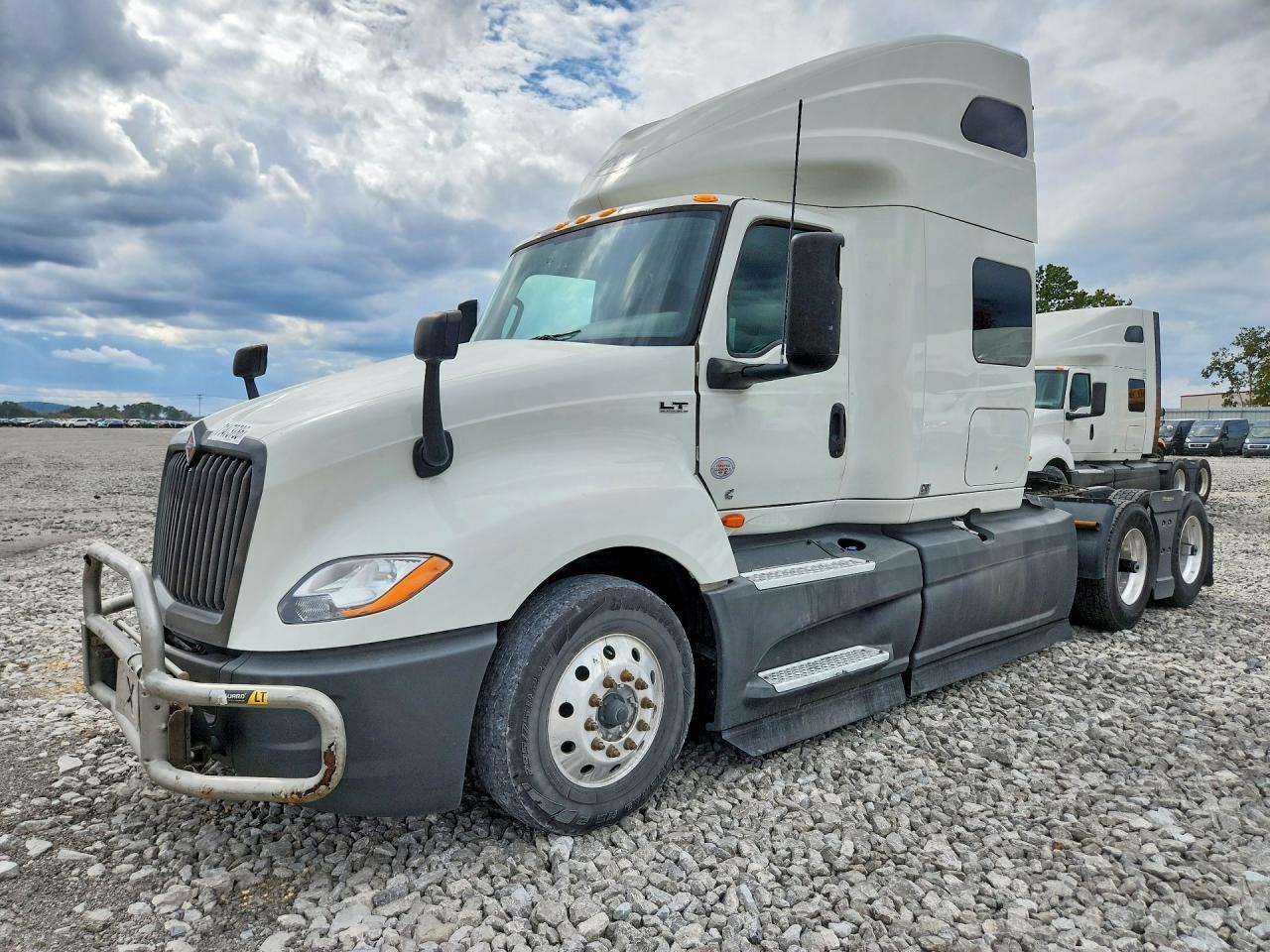 2022 INTERNATIONAL LT625 SEMI TRUCK