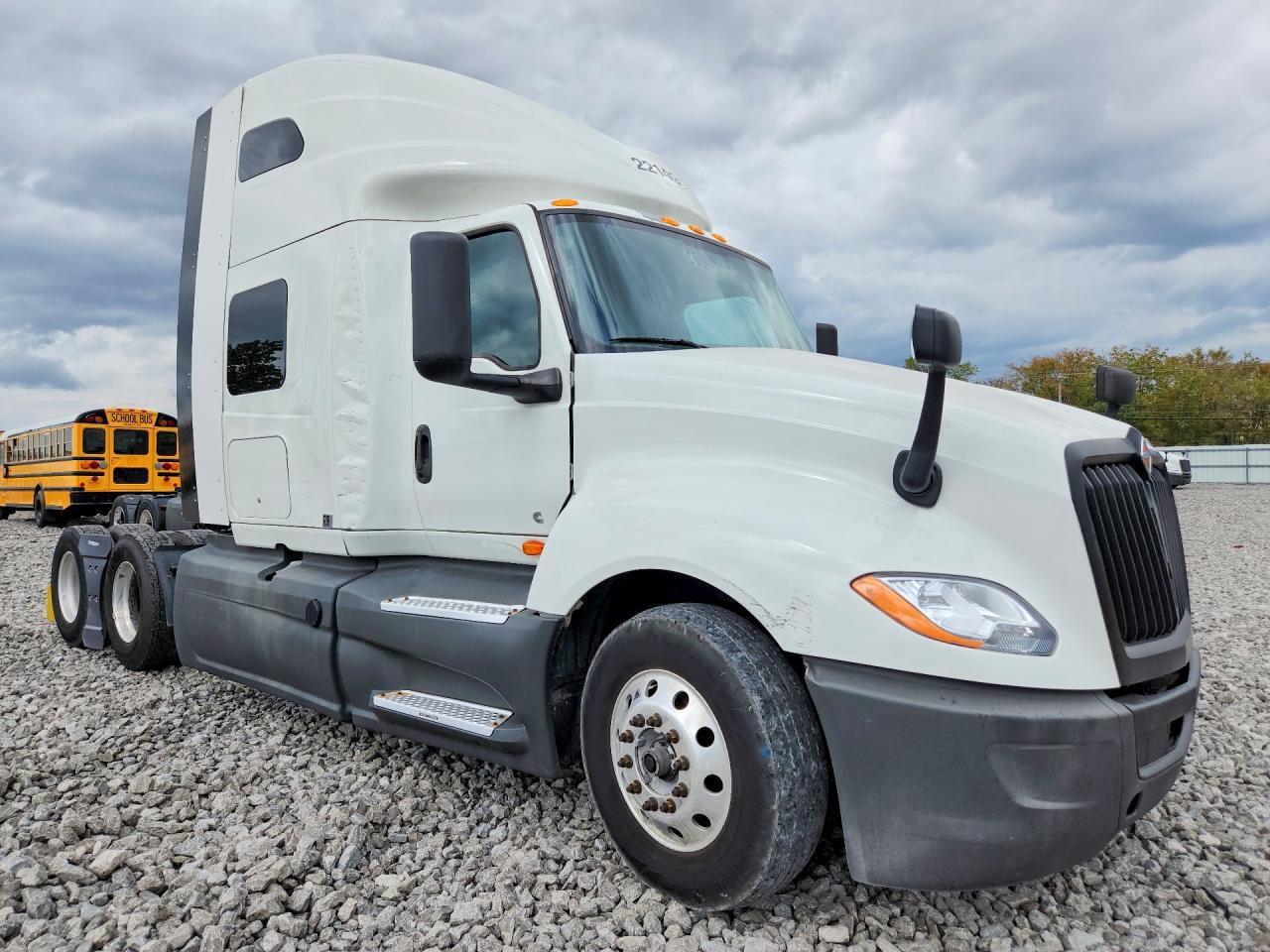 2022 INTERNATIONAL LT625 SEMI TRUCK — Фото 4 из 14