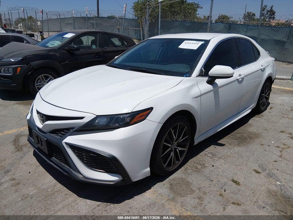 4T1G11AK9MU451696 2021 TOYOTA CAMRY photo no. 2