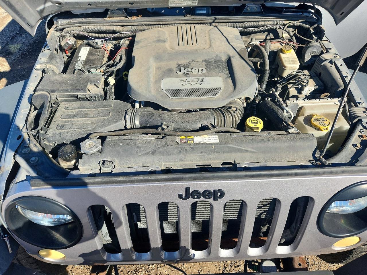 2013 JEEP WRANGLER UNLIMITED SPORT — Фото 11 из 12