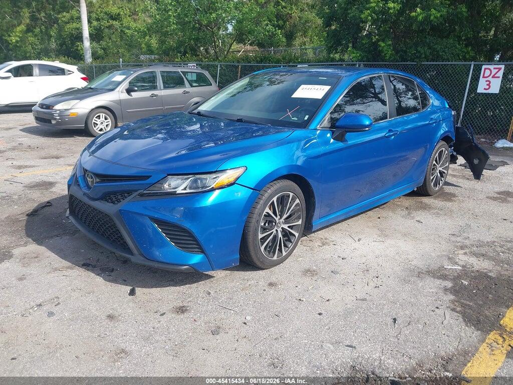 4T1G11AK2LU394675 2020 TOYOTA CAMRY photo no. 2