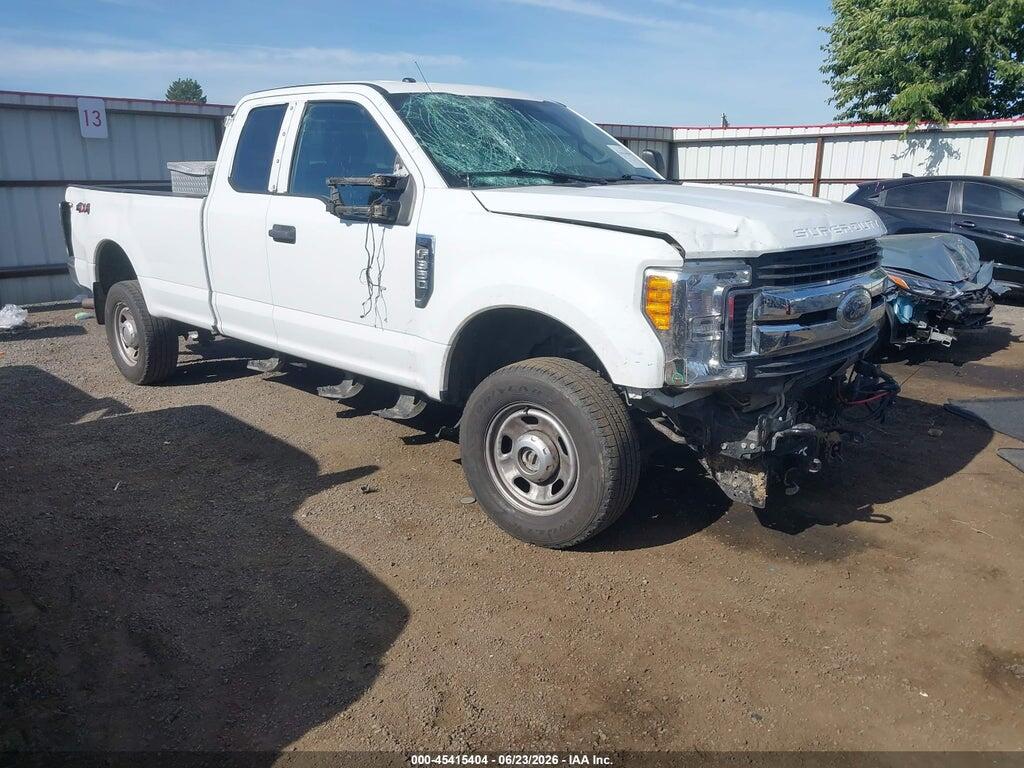 1FT8X3B63HED34023 2017 FORD F-350 photo no. 1