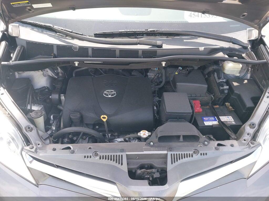 5TDDZ3DC3JS192056 2018 TOYOTA SIENNA photo no. 10
