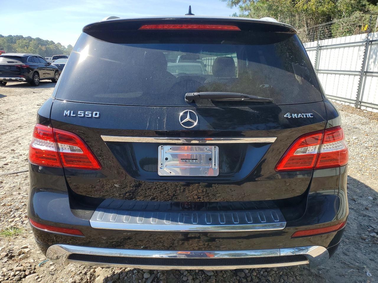 2013 MERCEDES-BENZ ML 550 4MATIC — Фото 6 из 13