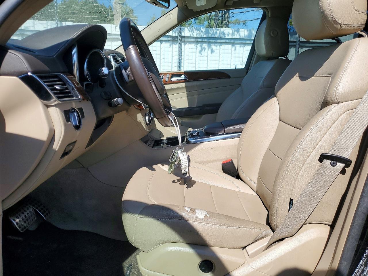2013 MERCEDES-BENZ ML 550 4MATIC — Фото 7 из 13