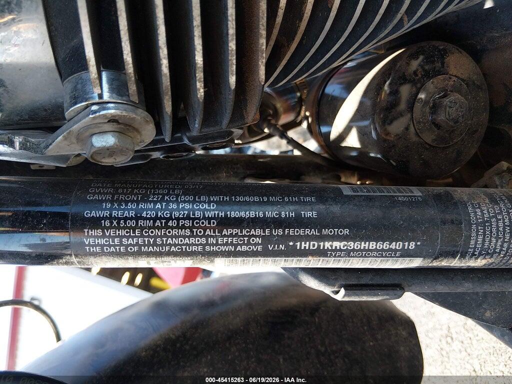 1HD1KRC36HB664018 2017 HARLEY-DAVIDSON FLHXS photo no. 10