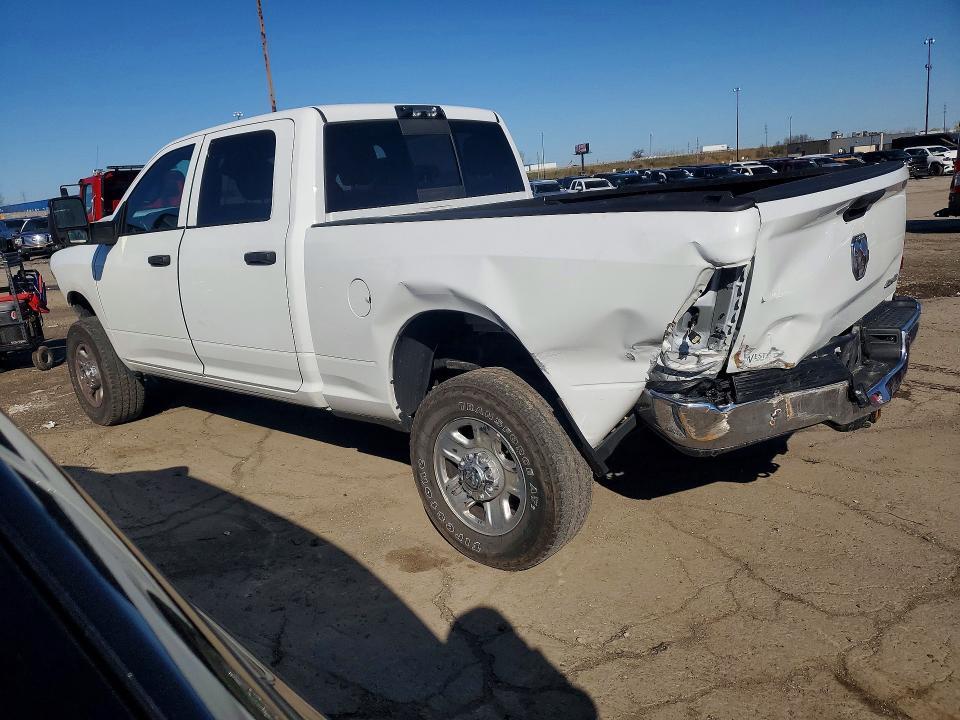 2024 RAM 2500 TRADESMAN — Фото 2 из 12