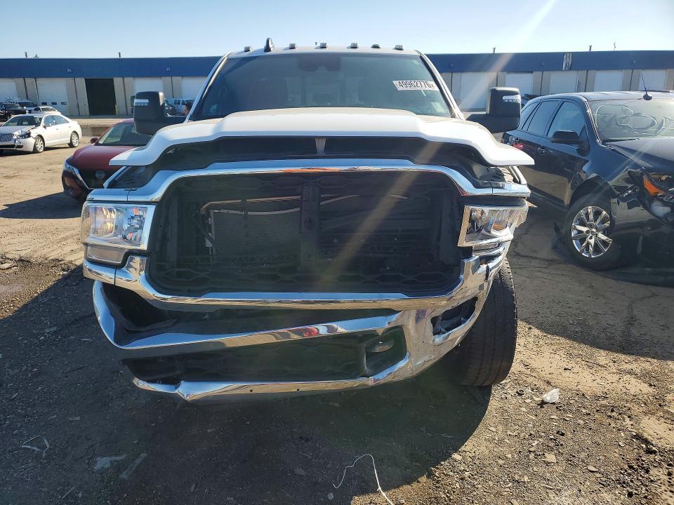 2024 RAM 2500 TRADESMAN — Фото 5 из 12