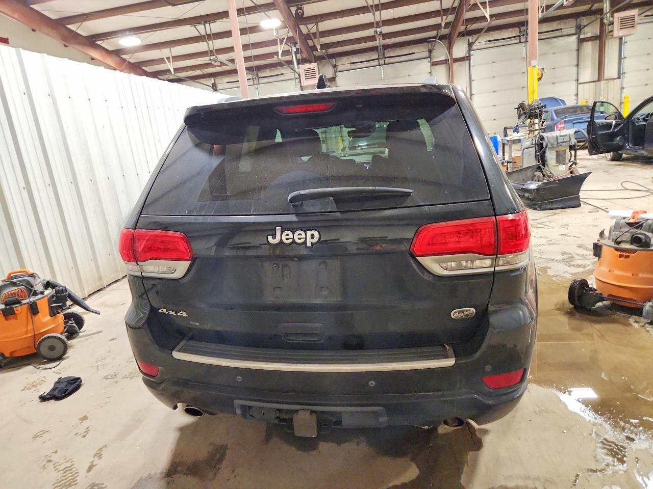 2017 JEEP GRAND CHEROKEE OVERLAND — Фото 6 из 13