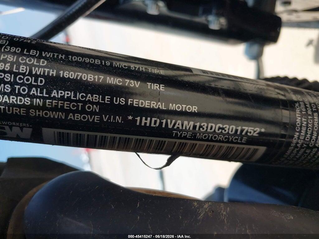 1HD1VAM13DC301752 2013 HARLEY-DAVIDSON FXDBP photo no. 10